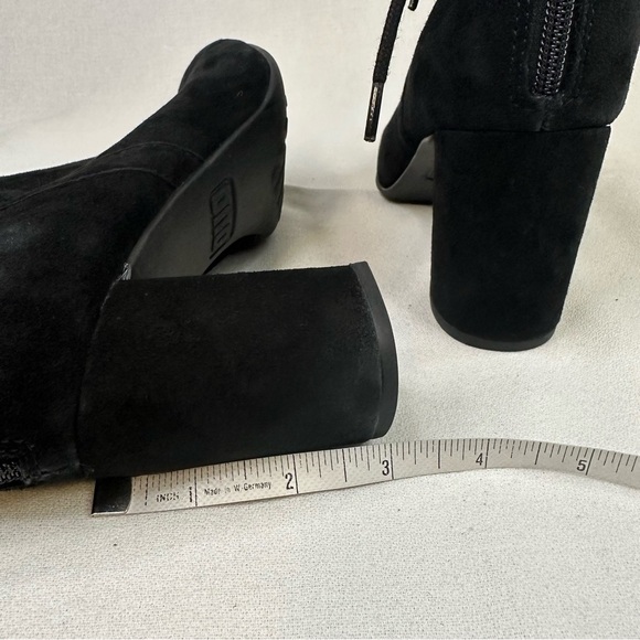 ONO Jutra Suede Heeled Ankle Boot Black 7.5 - Picture 13 of 14